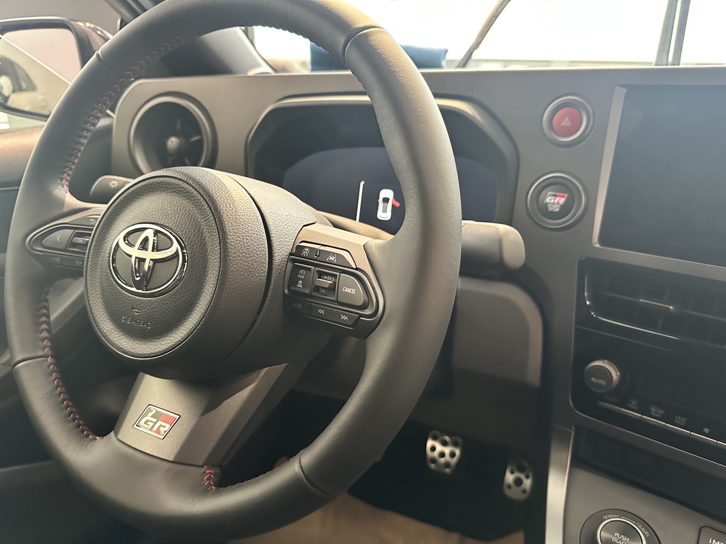 TOYOTA YARIS GR RZ - Imagen 11