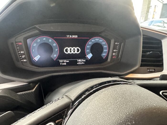 AUDI A1 ALLSTREET 30TFSI ADRENALIN - Imagen 15