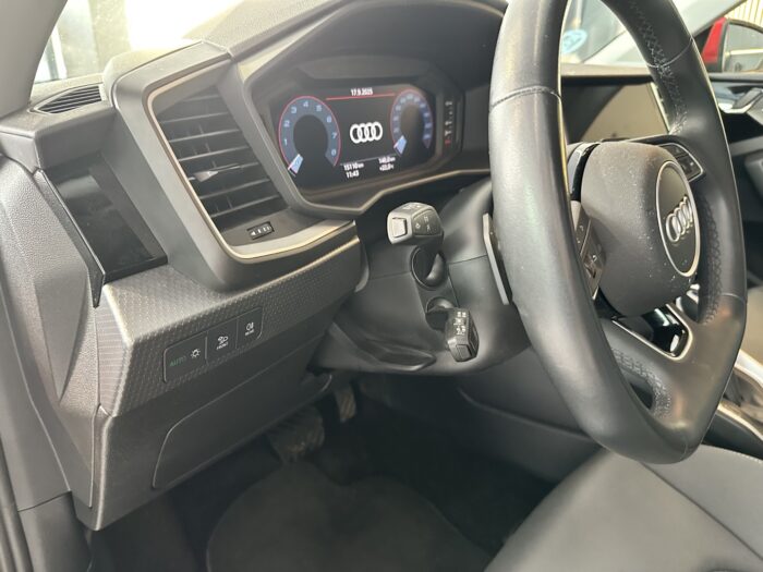 AUDI A1 ALLSTREET 30TFSI ADRENALIN - Imagen 17