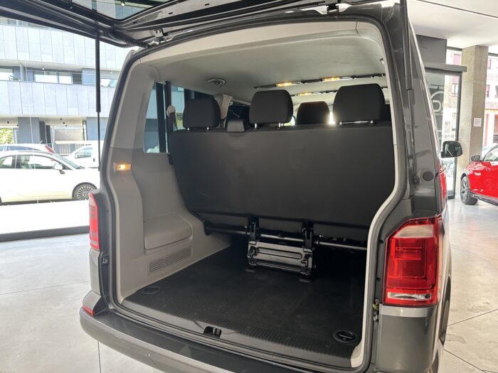 VOLKSWAGEN CARAVELLE 2.0TDI - Imagen 12