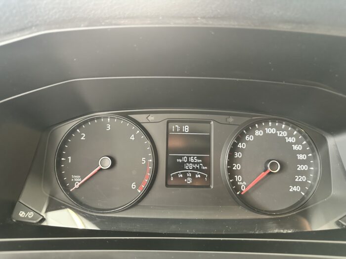 VOLKSWAGEN CARAVELLE 2.0TDI - Imagen 15