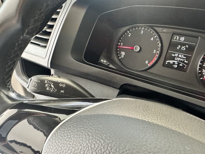 VOLKSWAGEN CARAVELLE 2.0TDI - Imagen 17