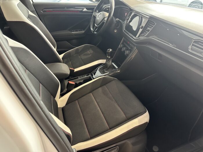 VOLKSWAGEN T-ROC 1.5TSI SPORT - Imagen 8