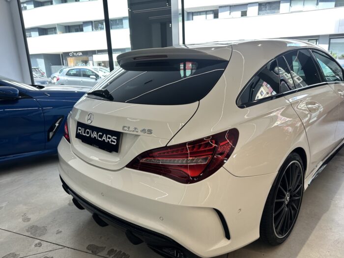 MERCEDES CLA SHOOTING BREAK  45 AMG 4MATIC - Imagen 13