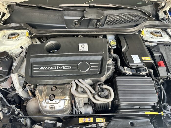 MERCEDES CLA SHOOTING BREAK  45 AMG 4MATIC - Imagen 23