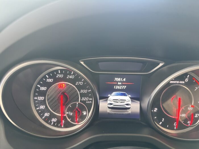 MERCEDES CLA SHOOTING BREAK  45 AMG 4MATIC - Imagen 25
